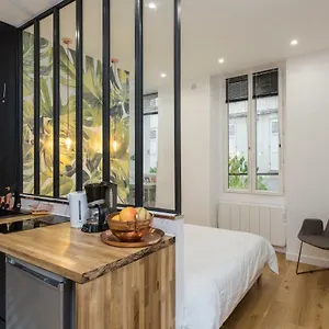 Appartement Studio D'architecte Au Pied De Tour Eiffel Paris